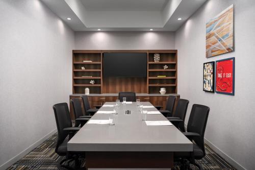Homewood Suites by Hilton Midland - image 23