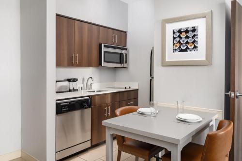 Homewood Suites by Hilton Midland - image 25