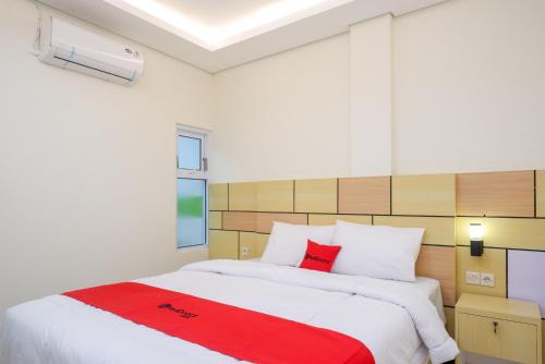 1 queen bed