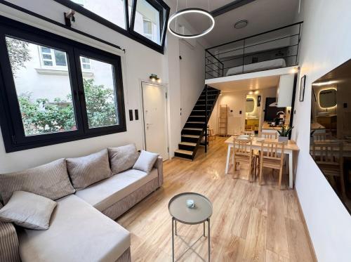 Martiou Urban Metro Loft w Private Entrance 2 min to Metro