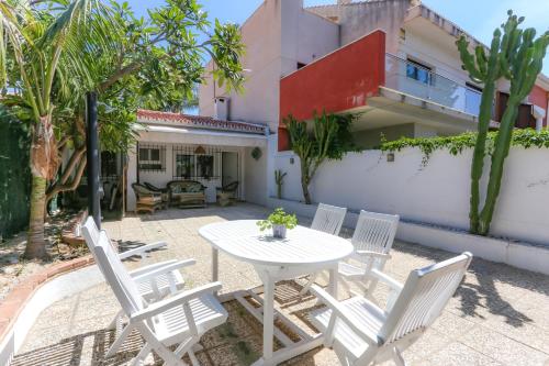 Casa con Terraza cerca de la Playa