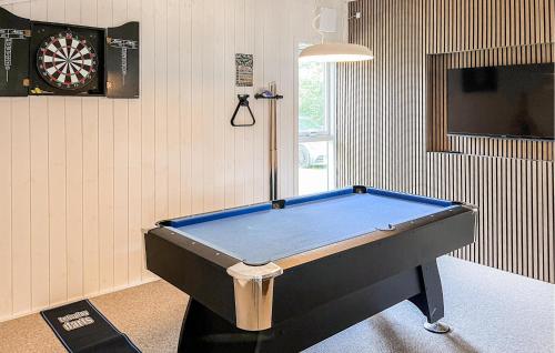Activitats, 4 Bedroom Awesome Home In Hals in Hals