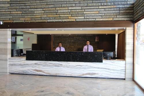 saigon airport hotel 136 yen the street tan binh district ho chi minh ho chi minh city vietnam vn