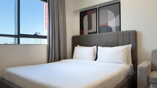 Stylish Studio Apartment at RMT Residence with Gym Pool and Free Parking - image 8
