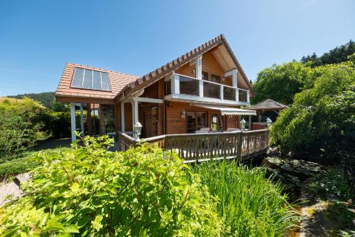 Location g�te, chambres d'hotes Chalet Du Pont Des F&eacute;es dans le d�partement Vosges 88
