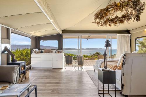 Drift Off Grid - Luxury Eco Glamping - 웨스트 코스트
