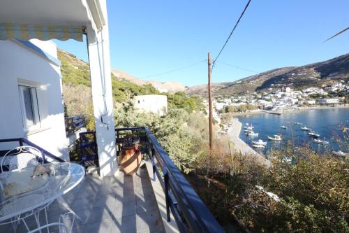  Amazing Sea View Holiday Home in Kini