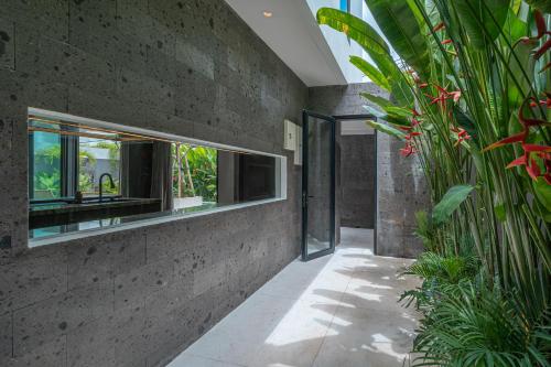 Villa Memoria - Stylish 4BR Luxury Villa in Umalas - image 2