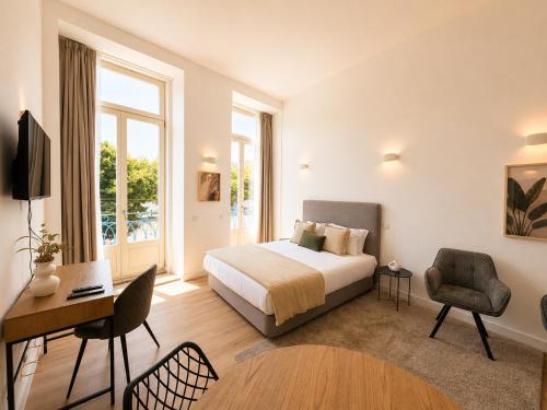 Ribeira Porto by MyStay - Self Check-in Hotel