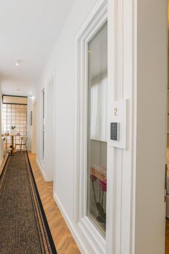 Arva Suites Tirana in ティラナ