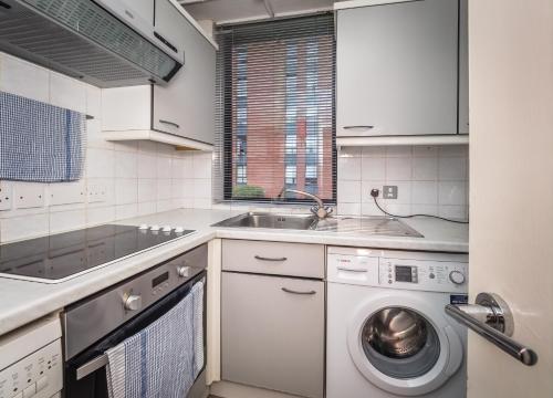 Cocina, LSE Rosebery Hall in Londres
