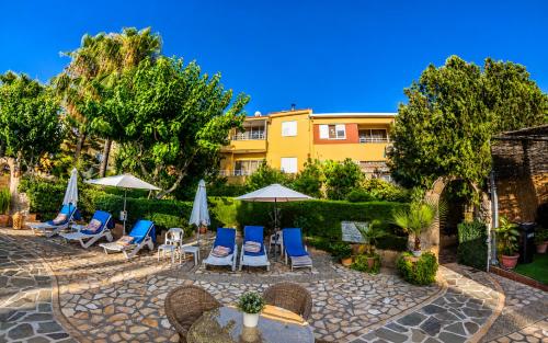 Apollonia Hotel Apartments in Paphos