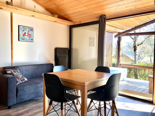 Camping Pre-Fixe in Cassagnabere-Tournas