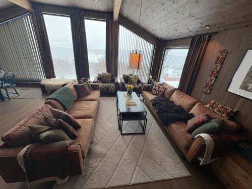 Modern mountain hut -Great view in Vevle
