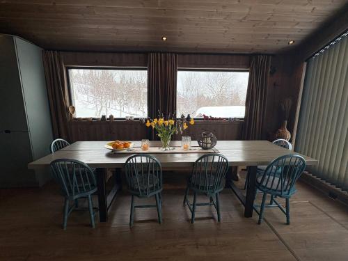 Modern mountain hut -Great view in Vevle