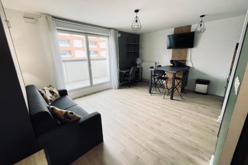 Studio moderne avec balcon et Wifi à Toulouse