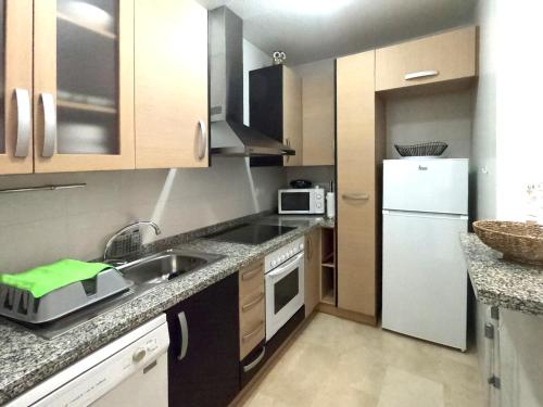 1245 Las Ramblas - image 5
