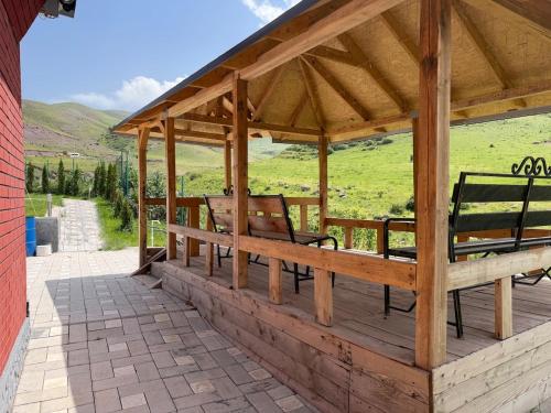 NEST - Ala Archa retreat in Tash-Tyube