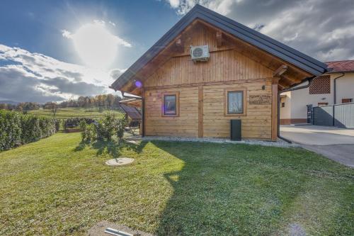 Udvendig, Wood House Bela krajina With Sauna in Dragatus