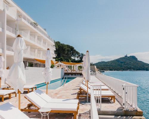 Exterior view, Les Roches Rouges, a Beaumier hotel in Saint-Raphael
