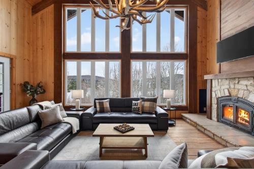 Chalet Patnord - Bord de l'eau, Spa, Foyer in Val-des-Lacs (QC)