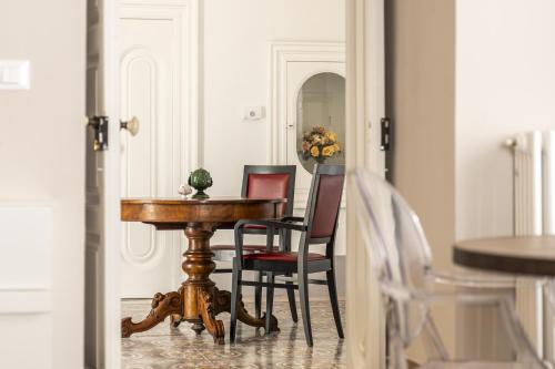 Corte Nobile - Residenze Storiche nel Cuore della Città Bianca