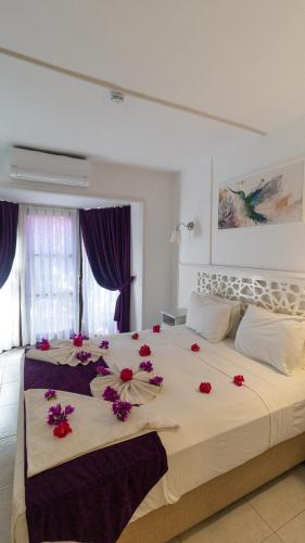 Aydos Hotels & Breeze Restaurant in Dalyan