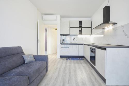 Sunflower Apartment - Patio privato a Sirmione