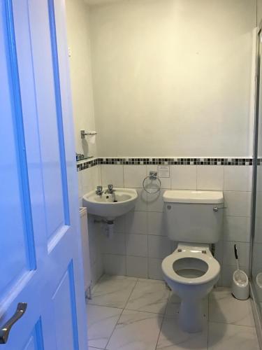 Glenlossie Guest House - image 6