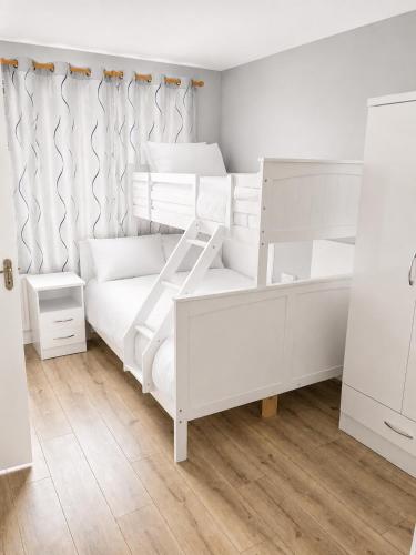 Westport Town Centre Budget Rooms in Γουέστπορτ