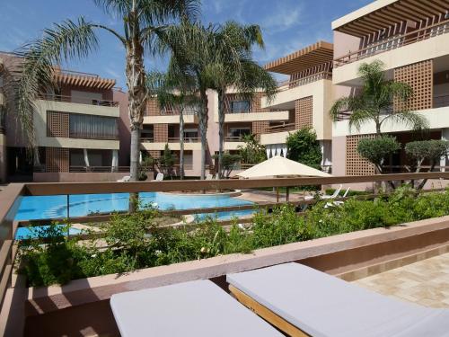 Riad Gardens Two Bedroom Apartment with Pool View 4