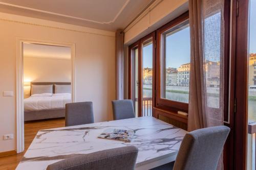 Stunning Apartment with View of Ponte Vecchio