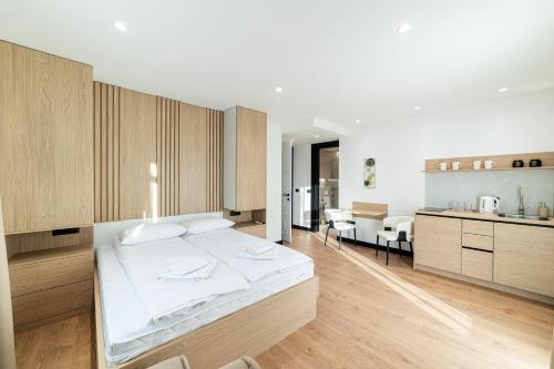 La Perla Delux Apartments