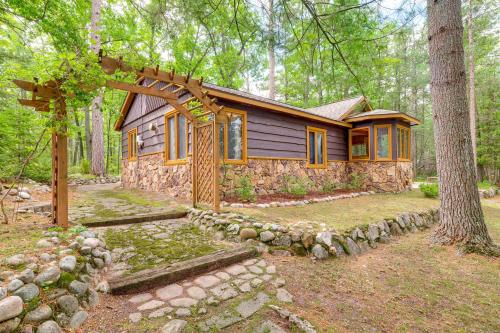 Waterfront Tee Lake Cabin: Dock, Fire Pit + More! in Lewiston (MI)