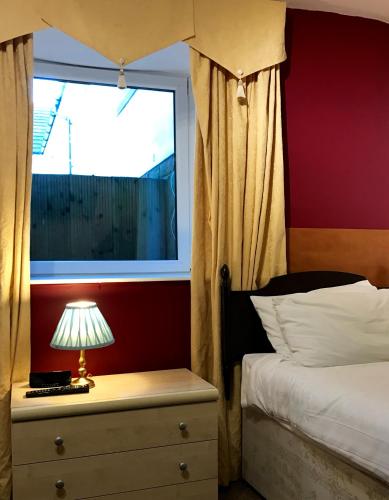 Glenlossie Guest House - image 7