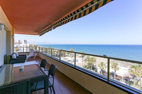 Apartamento con Terraza panorámica frente al Mar