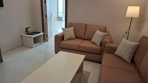 فندق جواهر العبدلي - Jawaher Hotel - image 13