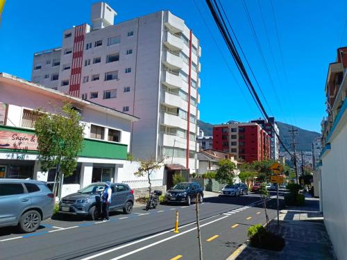LIKE a HOME, 3Beds - Balcony - Garage - 6ThFloor