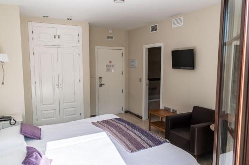 Hotel Sevilla - image 14