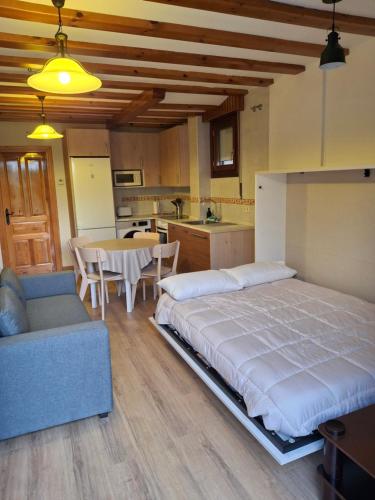 Apartamentos La Mata El Rasillo in El Rasillo de Cameros
