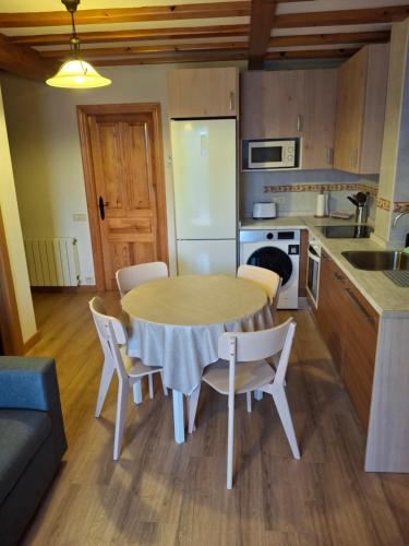 Apartamentos La Mata El Rasillo in El Rasillo de Cameros