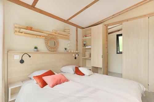 La forêt PALOMA, Ecolodge (La foret PALOMA, Ecolodge) in Leon
