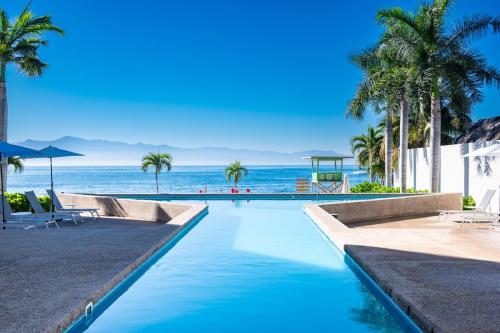Zantamar right on the beach 408B in La Cruz De Huanacaxtle