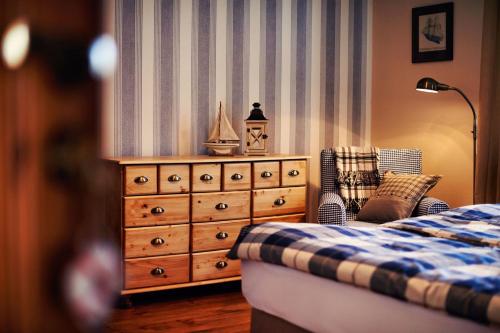 2 twin beds