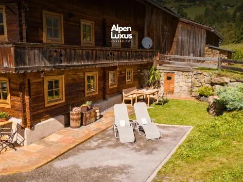 Tiroler TRAUMHAUS - a holiday home with mountain views and a garden in Stumm, Österreich