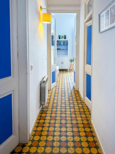 Gaudi Apartment by Hello Homes Sitges - image 2