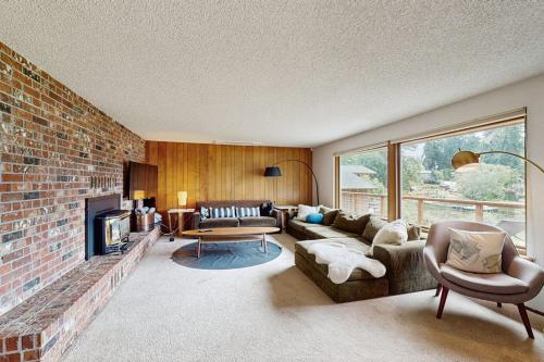 Deer Lake Escape in Clinton (WA)