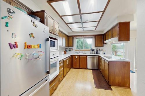 Deer Lake Escape in Clinton (WA)