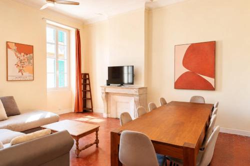 Appartement 145 m2 6 ch Canebière et Vieux-Port