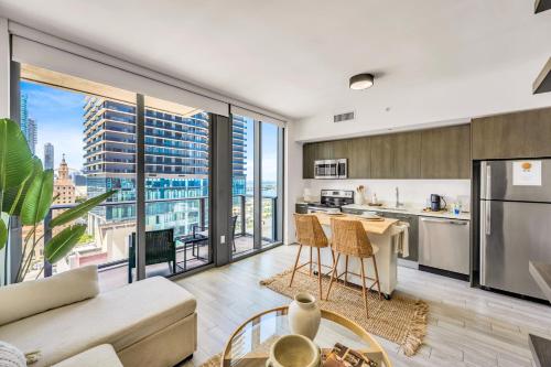 MVR - Last-Minute Deal Luxe Stay in Downtown, Miami (photo 6)